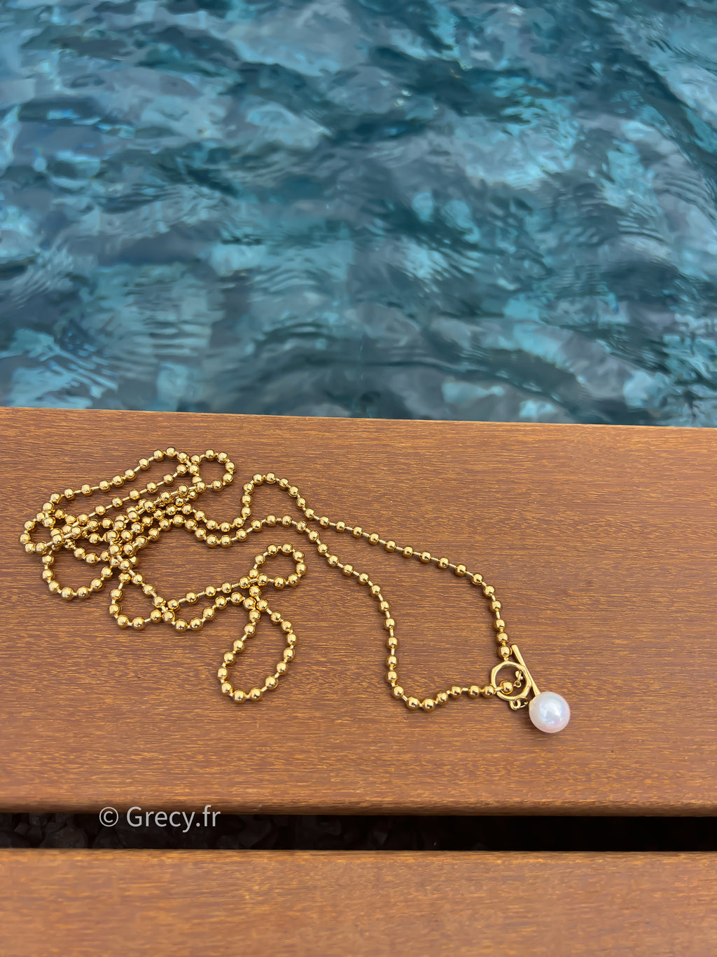 Soline / Collier sautoir double rang perles dorées avec pendentif perles nacre