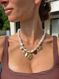 Collier nacre et charms