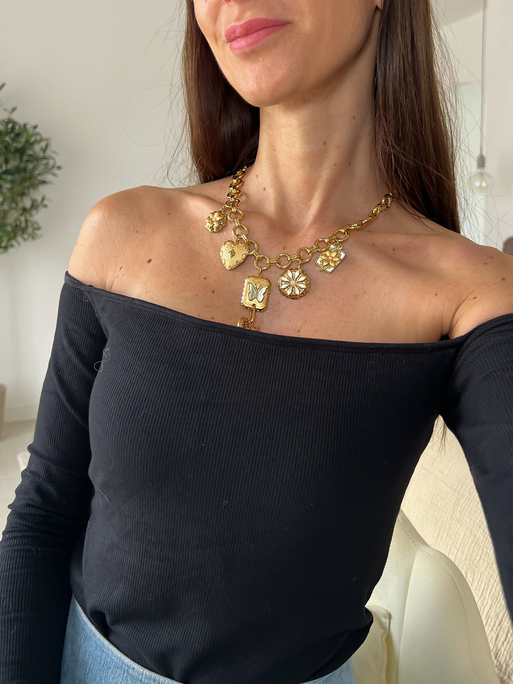 Manuela / Collier maille charms coeurs, fleurs et papillon