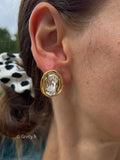 Alba / Boucles d'oreilles dorée ornée d'un diamant