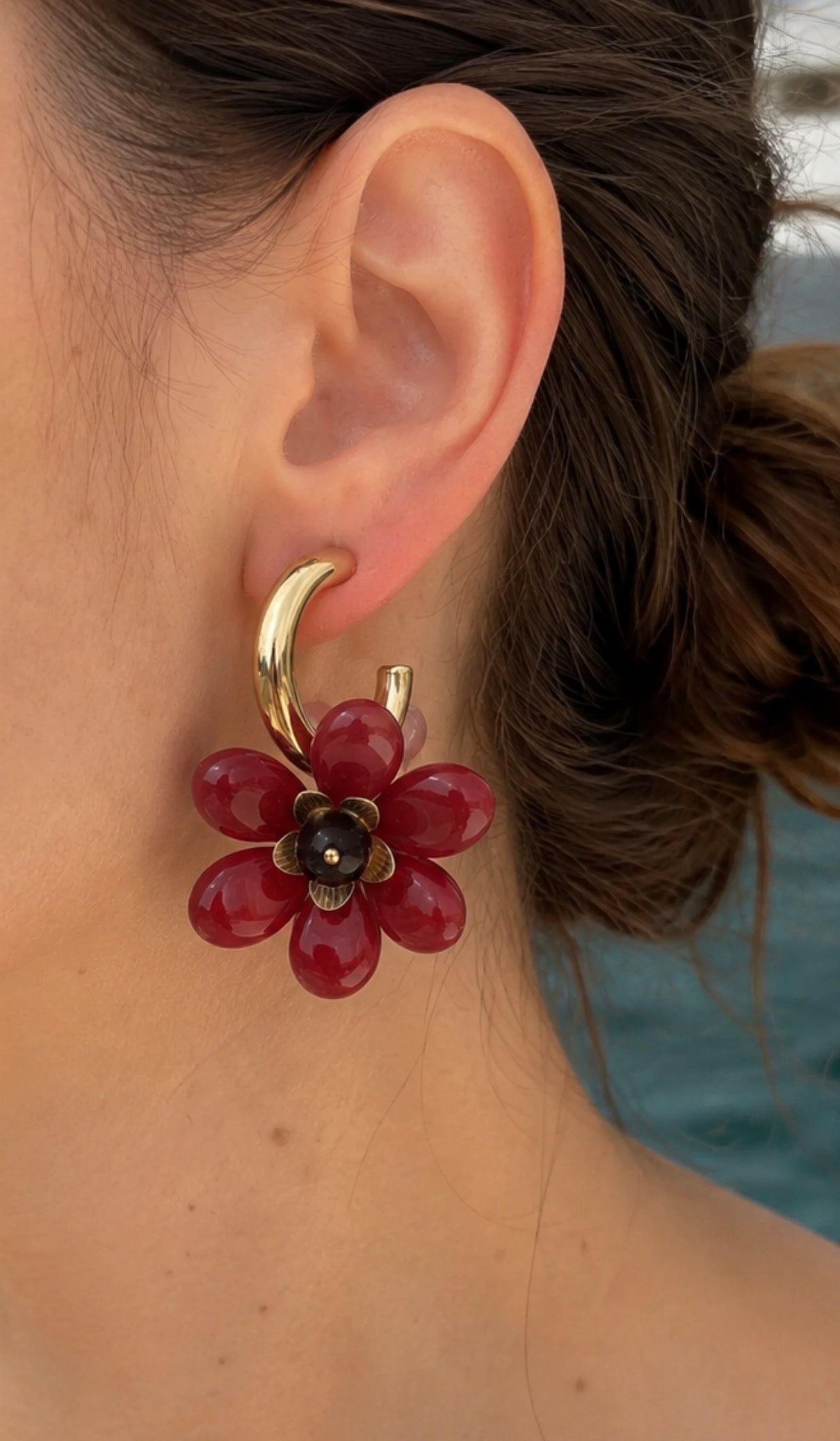 Charlène /  boucles d'oreilles fleurs résine colorées