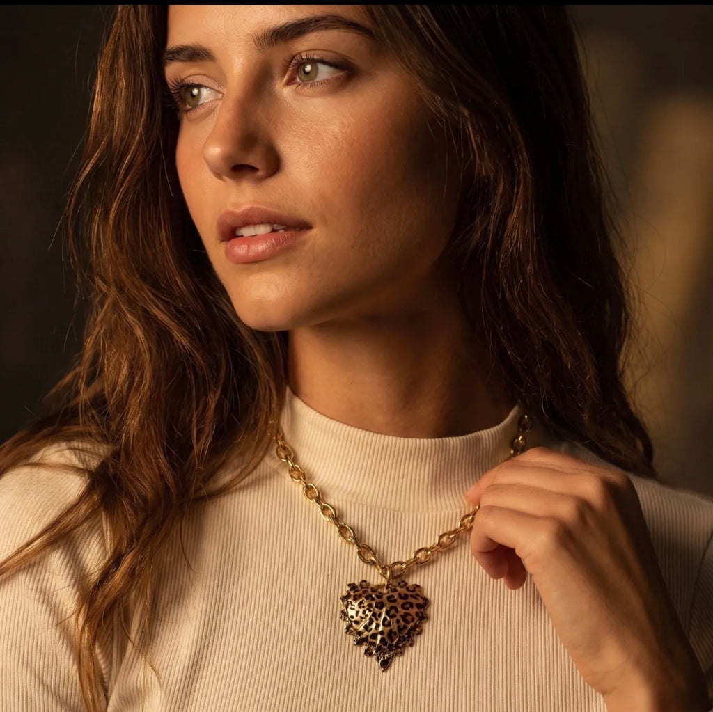 Lauryn / Collier coeur léopard