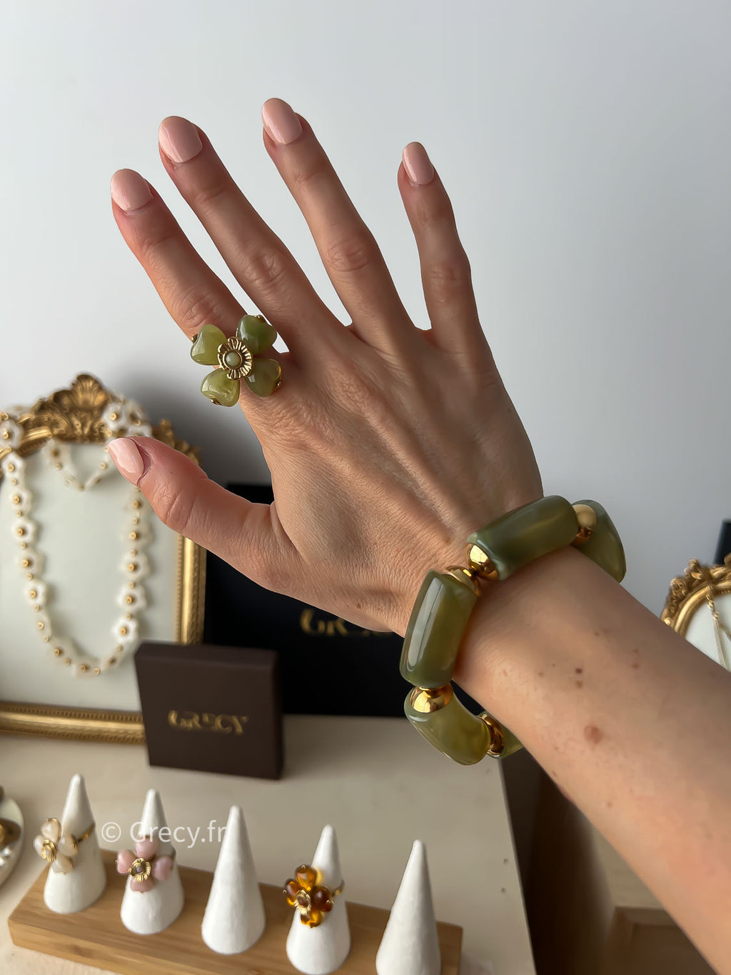 Cally / Bagues trèfle résine GRECY