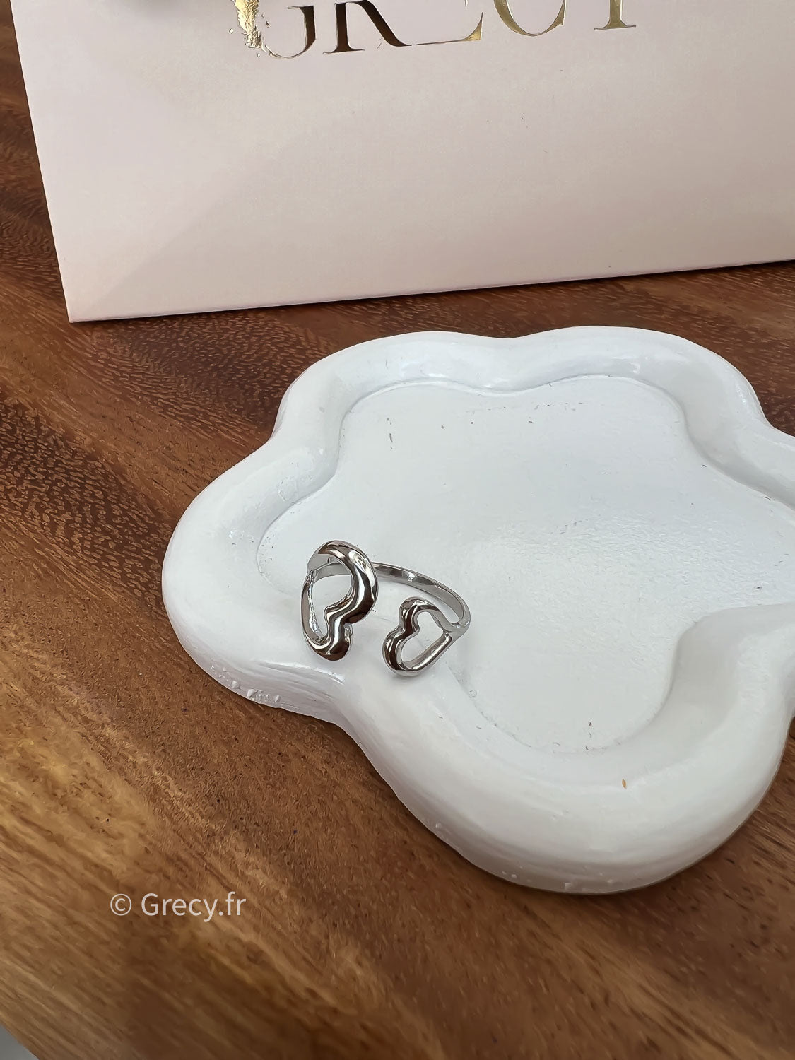 Lucie / Bague fine argentée acier inoxydable fermeture double coeur