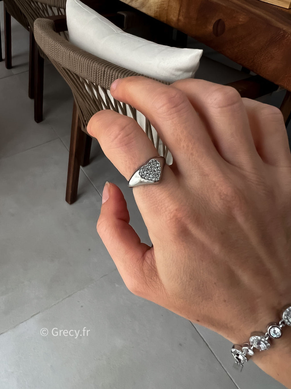 Lou / Bague chevalière coeur strass