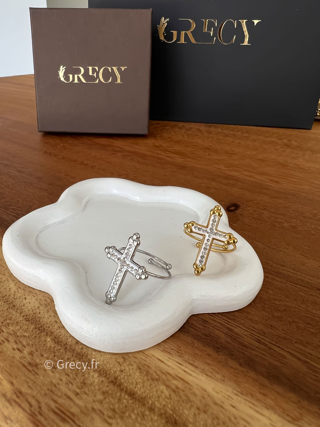 Ava / Bague croix avec strass