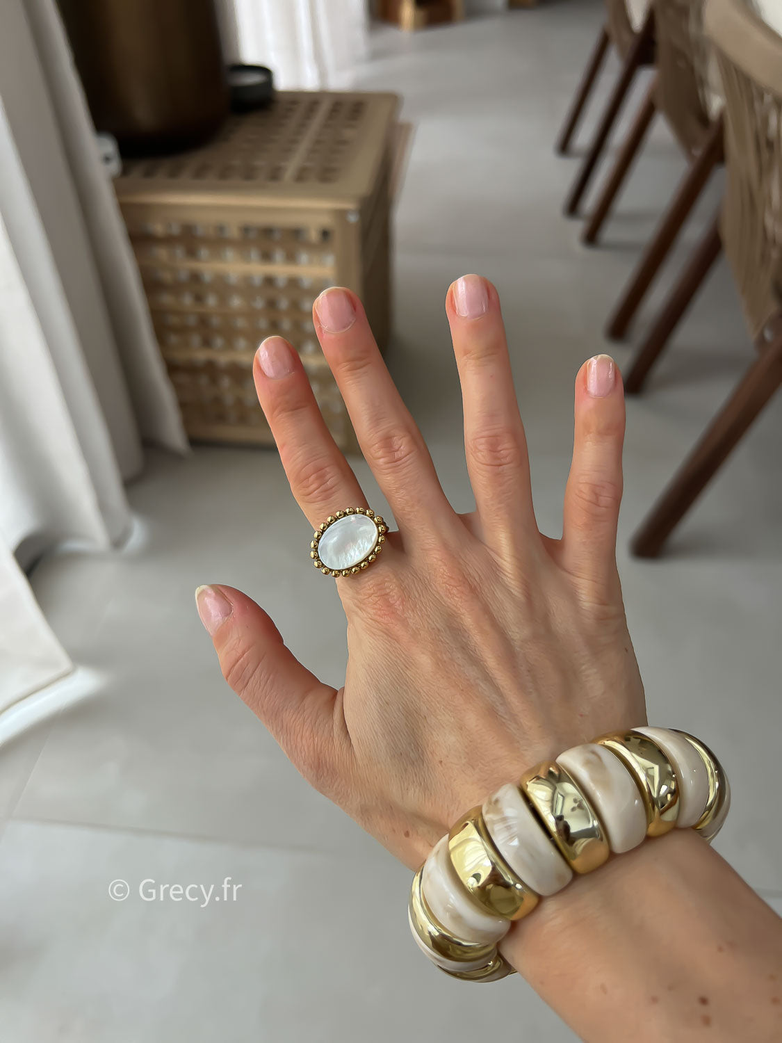 Audrey / Bague nacre ovale