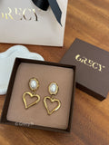 Chantal / Boucles d'oreilles coeur avec perle nacrée