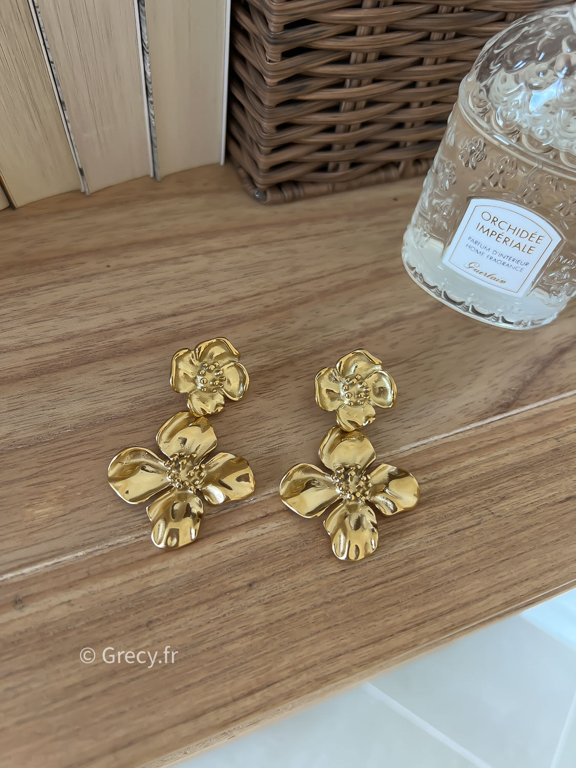 Boucles d'oreilles fleurs dorées