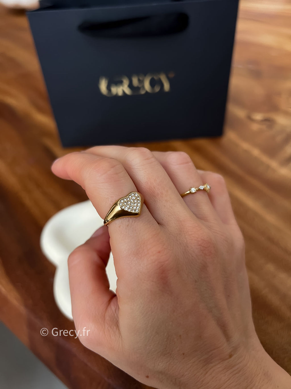 Lou / Bague chevalière coeur strass