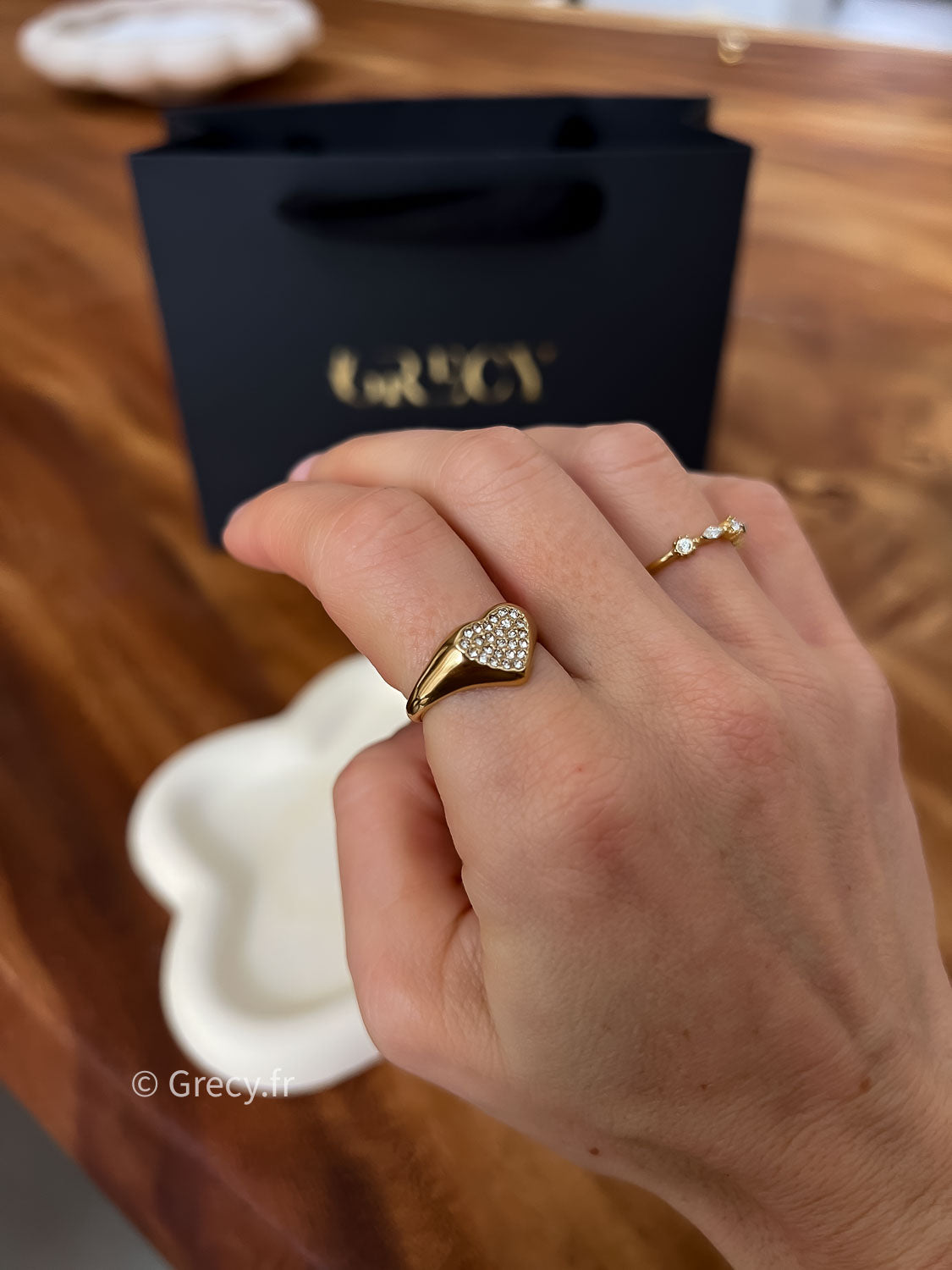 Lou / Bague chevalière coeur strass