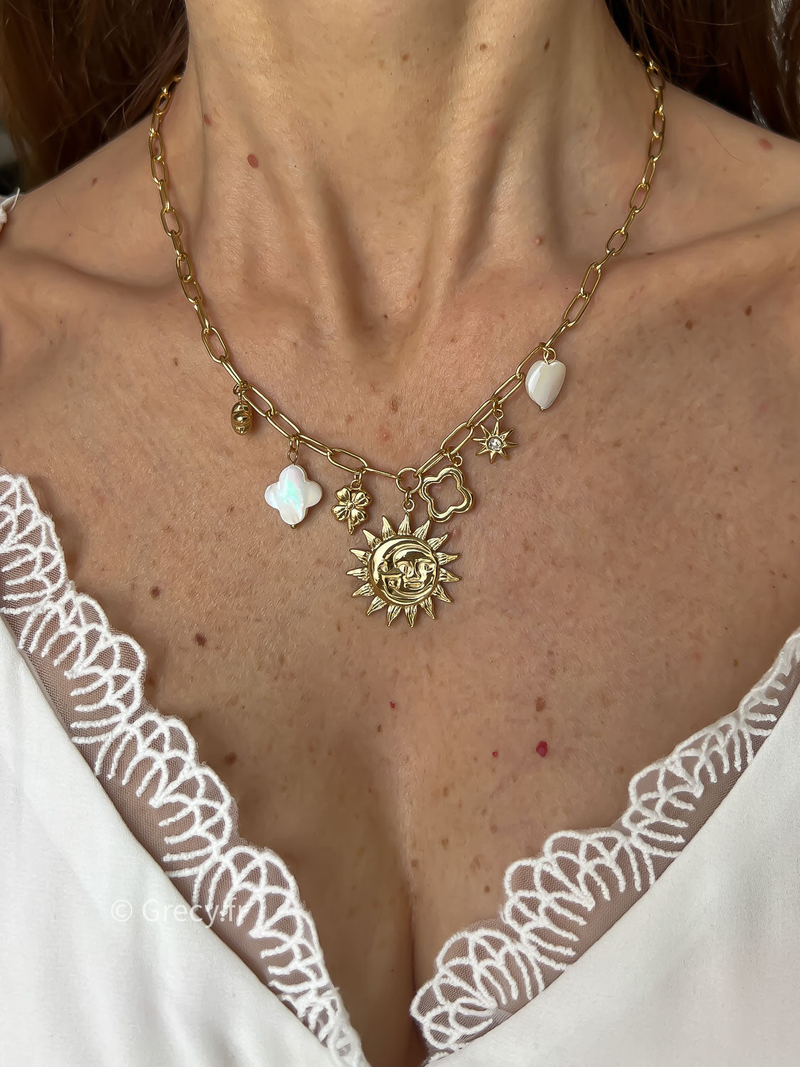 Léonne / Collier charms soleil