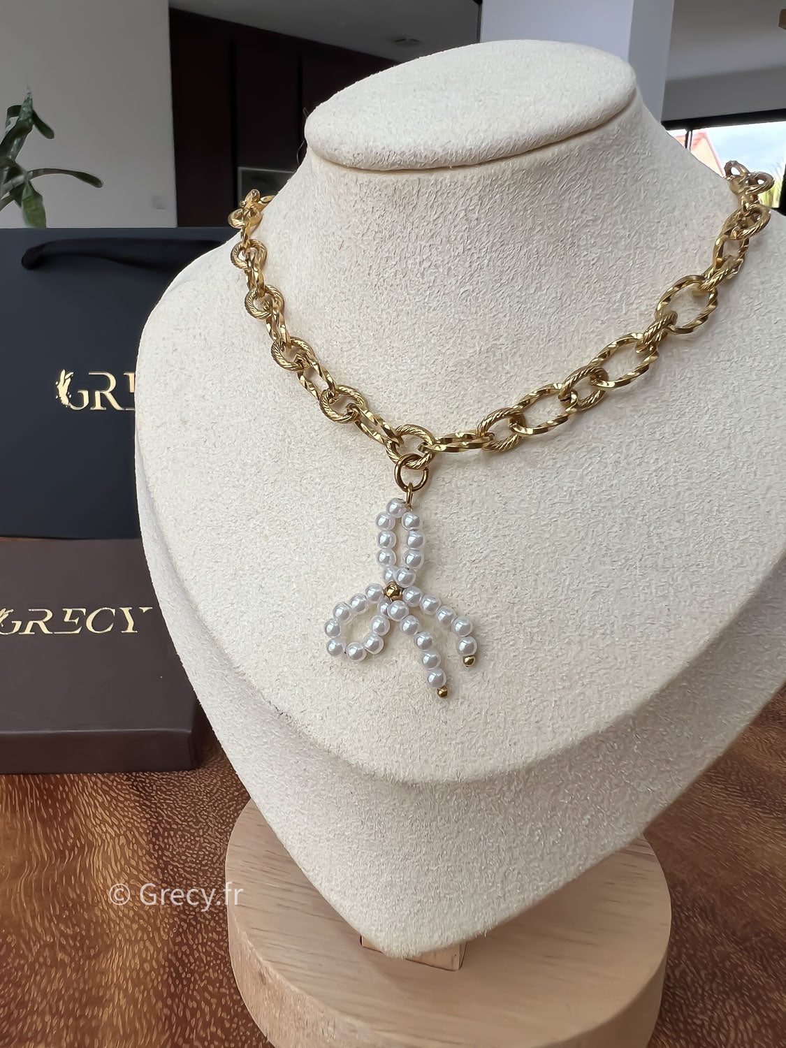 Eléa / Collier noeud en perles