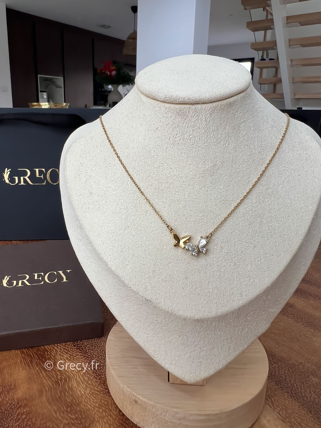 Jade / Collier double papillon