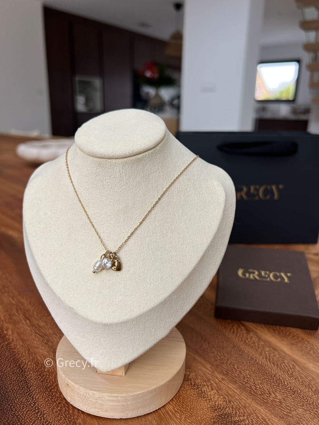 Thaïs / Collier fin 3 pendentifs