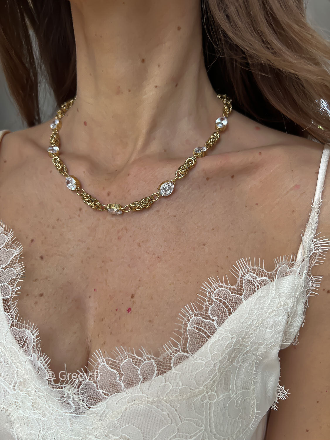 Juliette / Collier maille dorée 7 strass