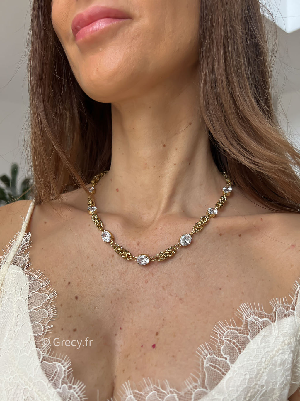 Juliette / Collier maille dorée 7 strass