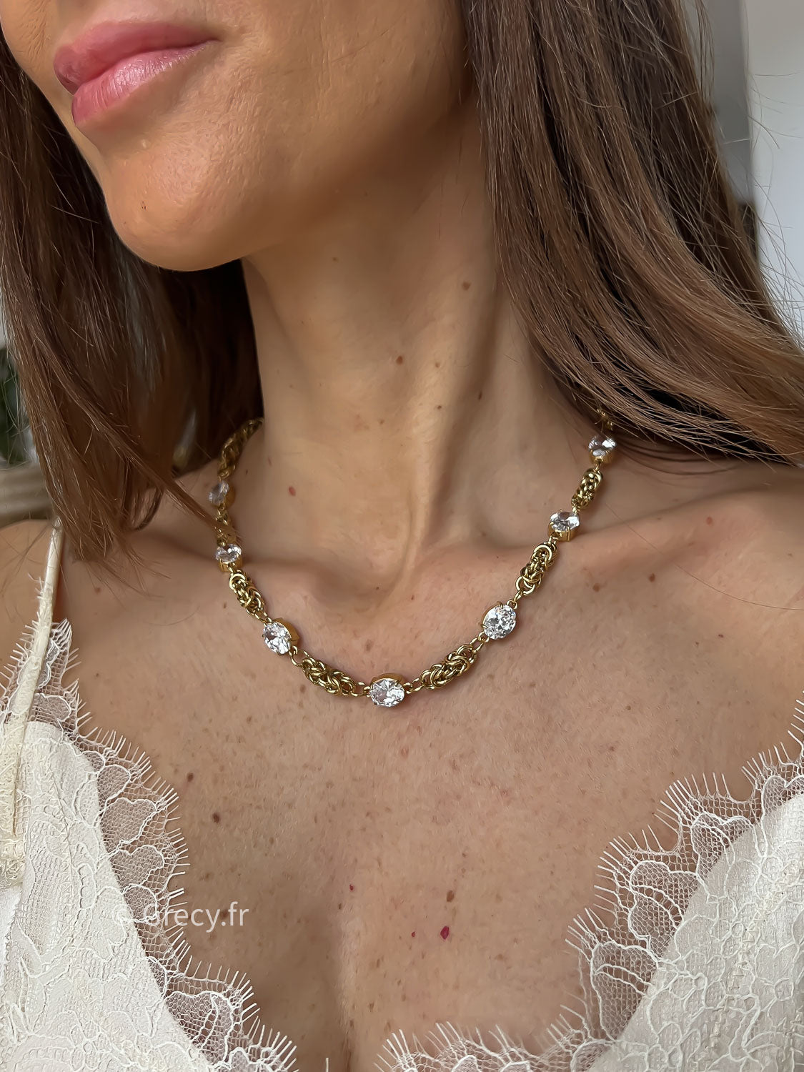 Juliette / Collier maille dorée 7 strass