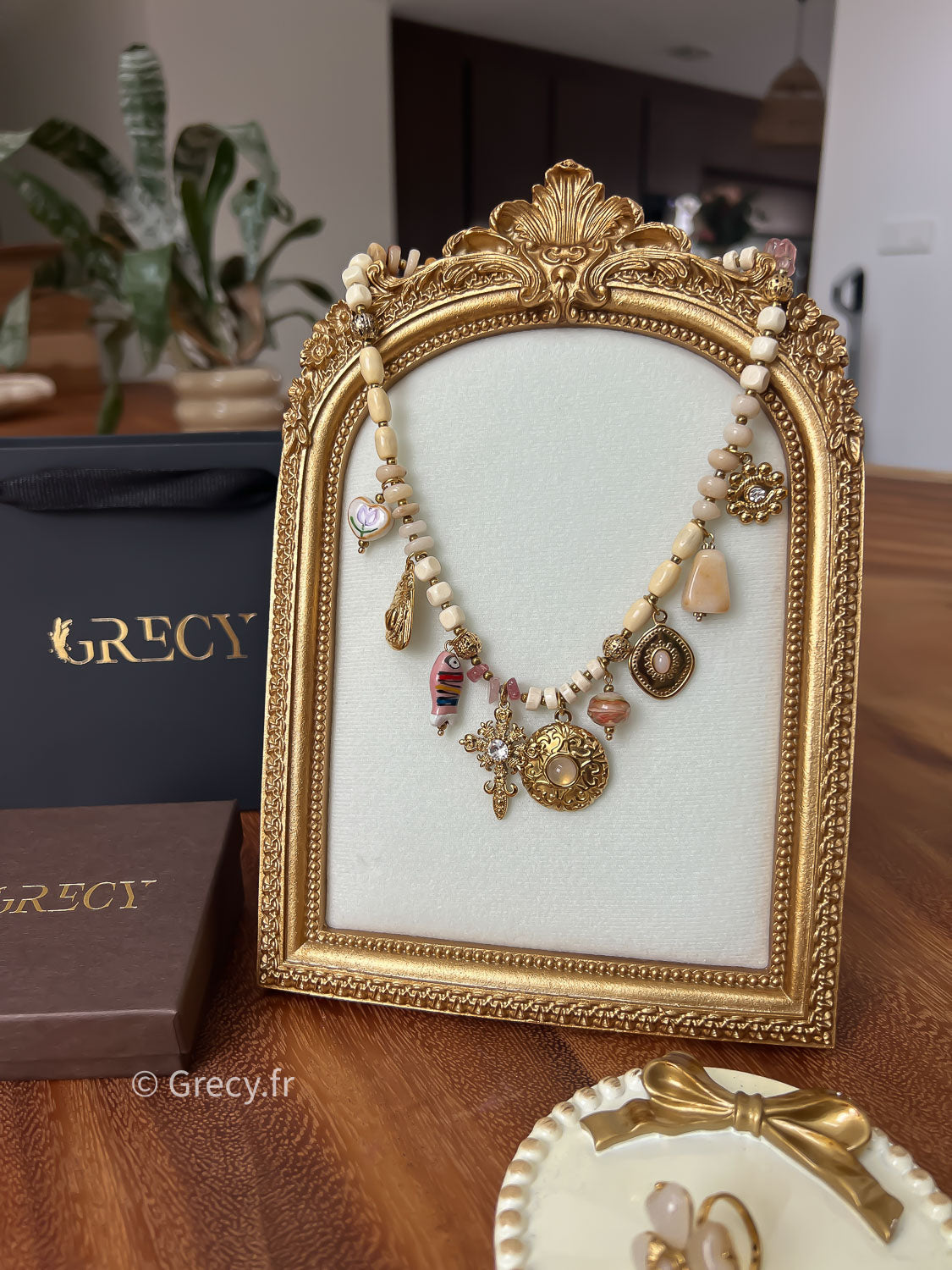 Théa / Collier perles et charms