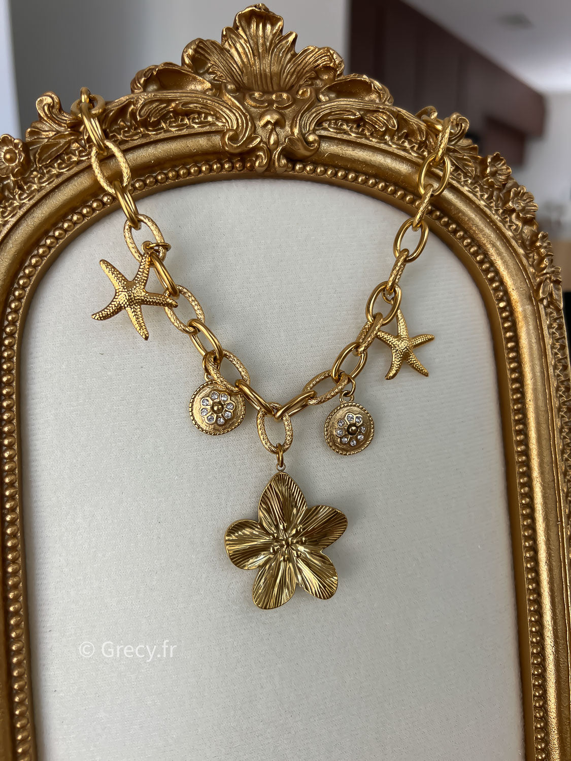Tahiti / Collier fleur de tiaré