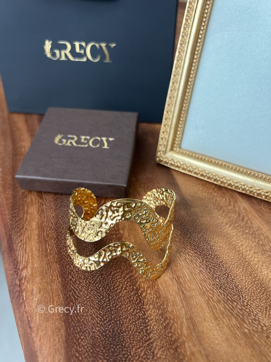 Eleonore / Bracelet jonc ouvert vagues